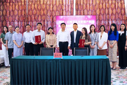 808钱包与新疆出产建设兵团第八师石河子市签署项目合作和谈
