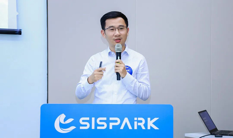 人力资源公司808钱包华东科技业务总经理、、、数科同道招聘平台掌管人李涛应邀参与活动